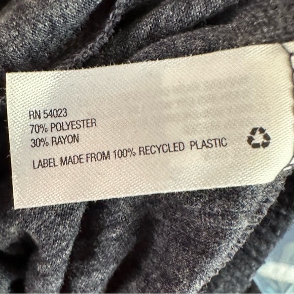 GAP Charcoal Gray 3/4 Sleeve V Neck Slouchy tie waist Top Shirt Medium - Picture 15 of 16